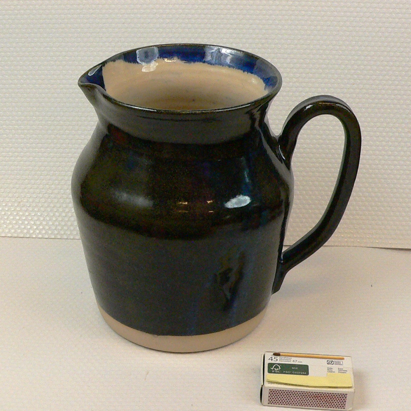 Grand pot à eau 1.8 l