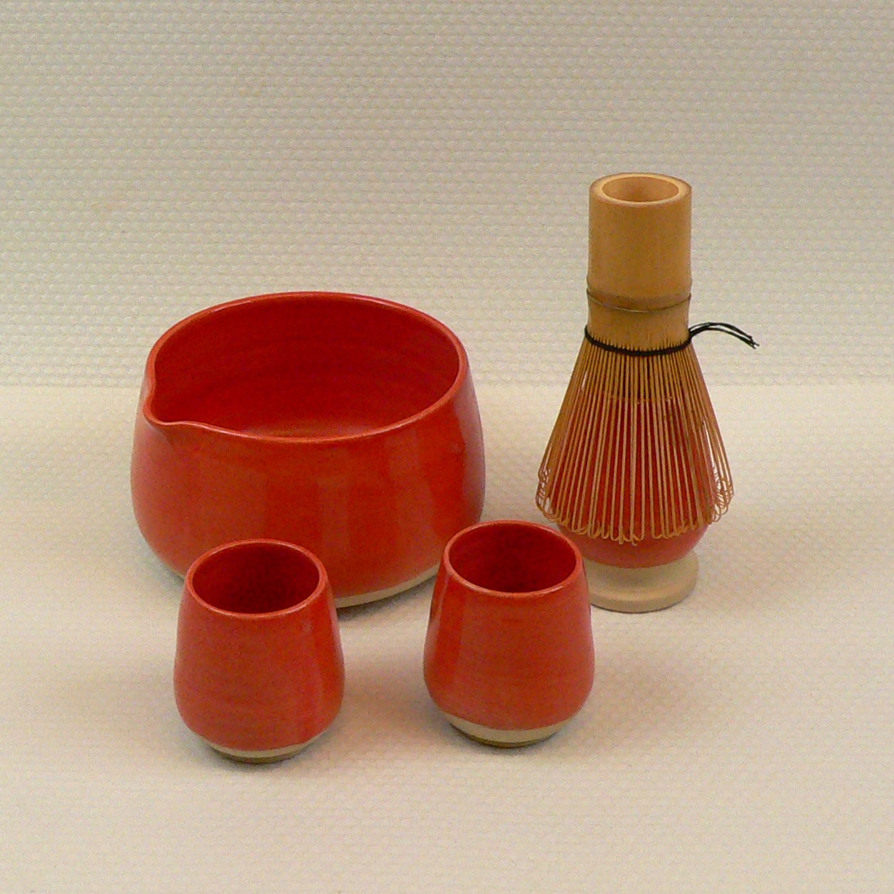 Ensemble Matcha: Bol, support à fouet, 2 tasses 0.6 dl