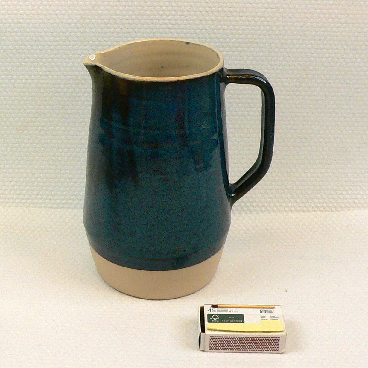 Grand pot à eau 1.2 l