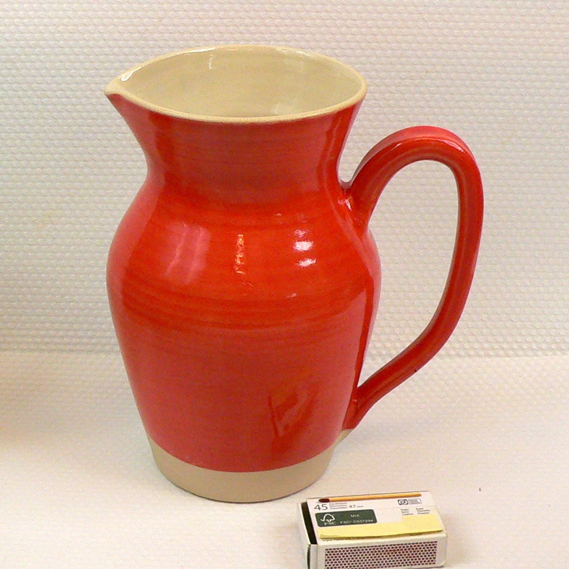 Grand pot à eau 1.2 l